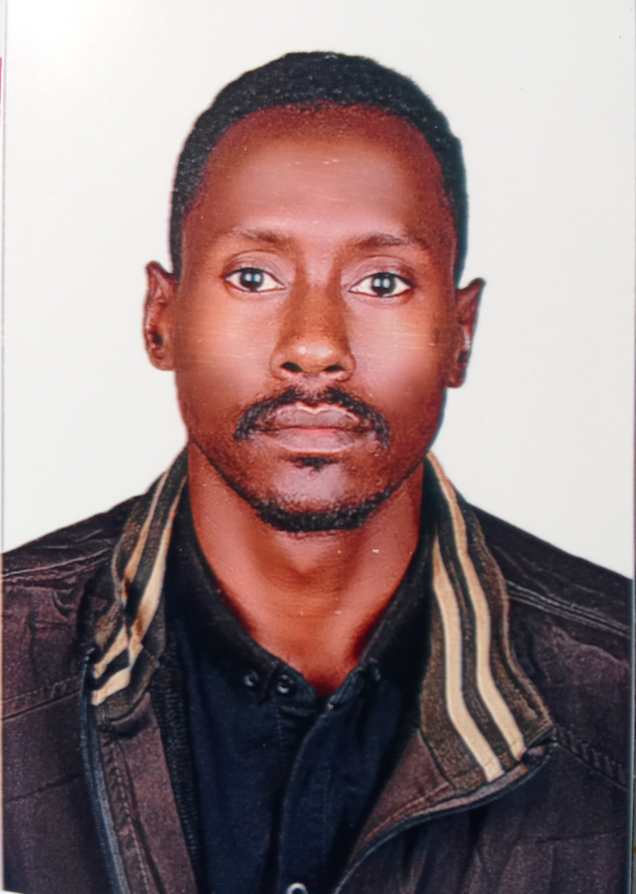 عصمت عزالدين