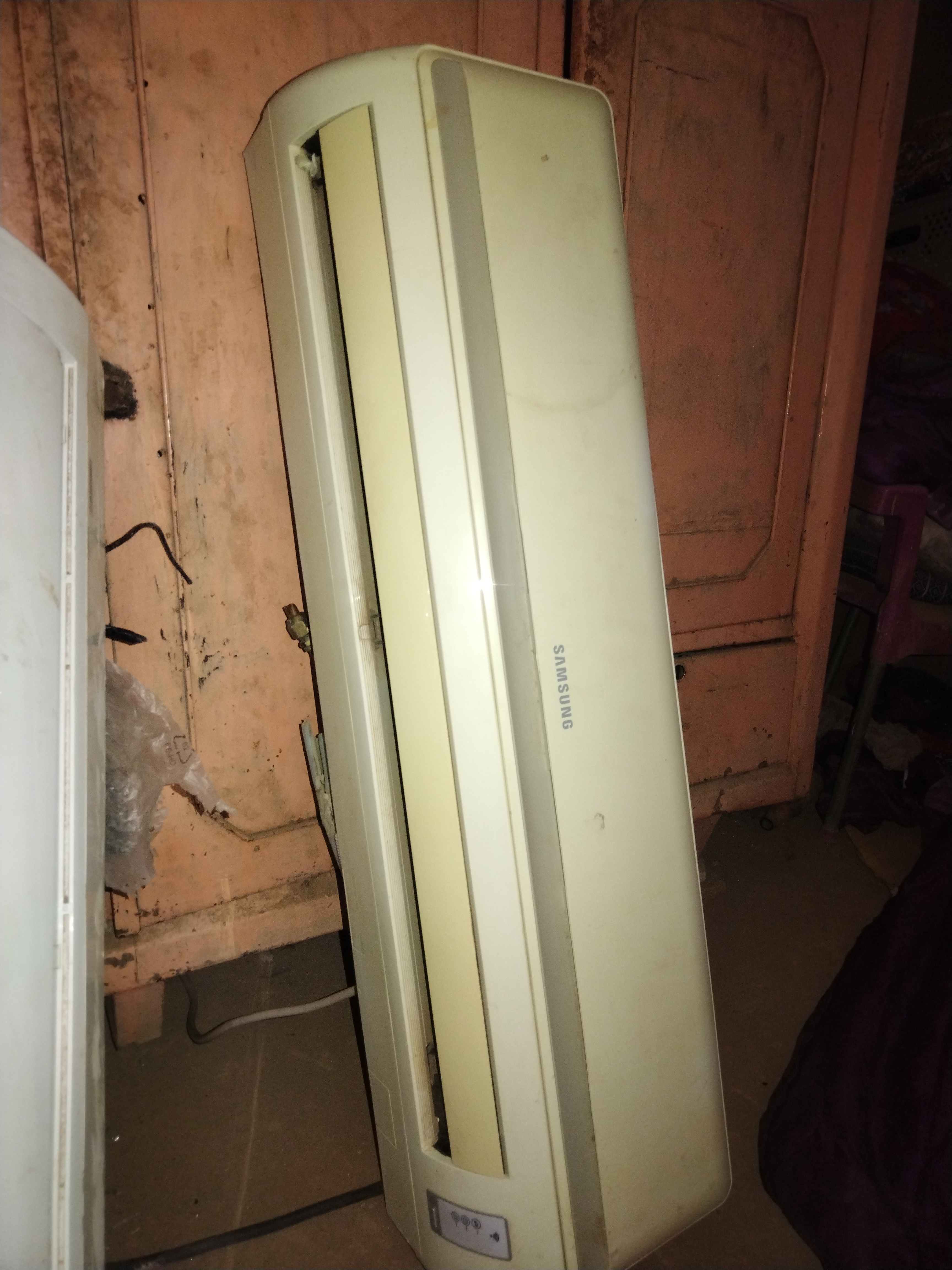 أجهزة كهربائيه