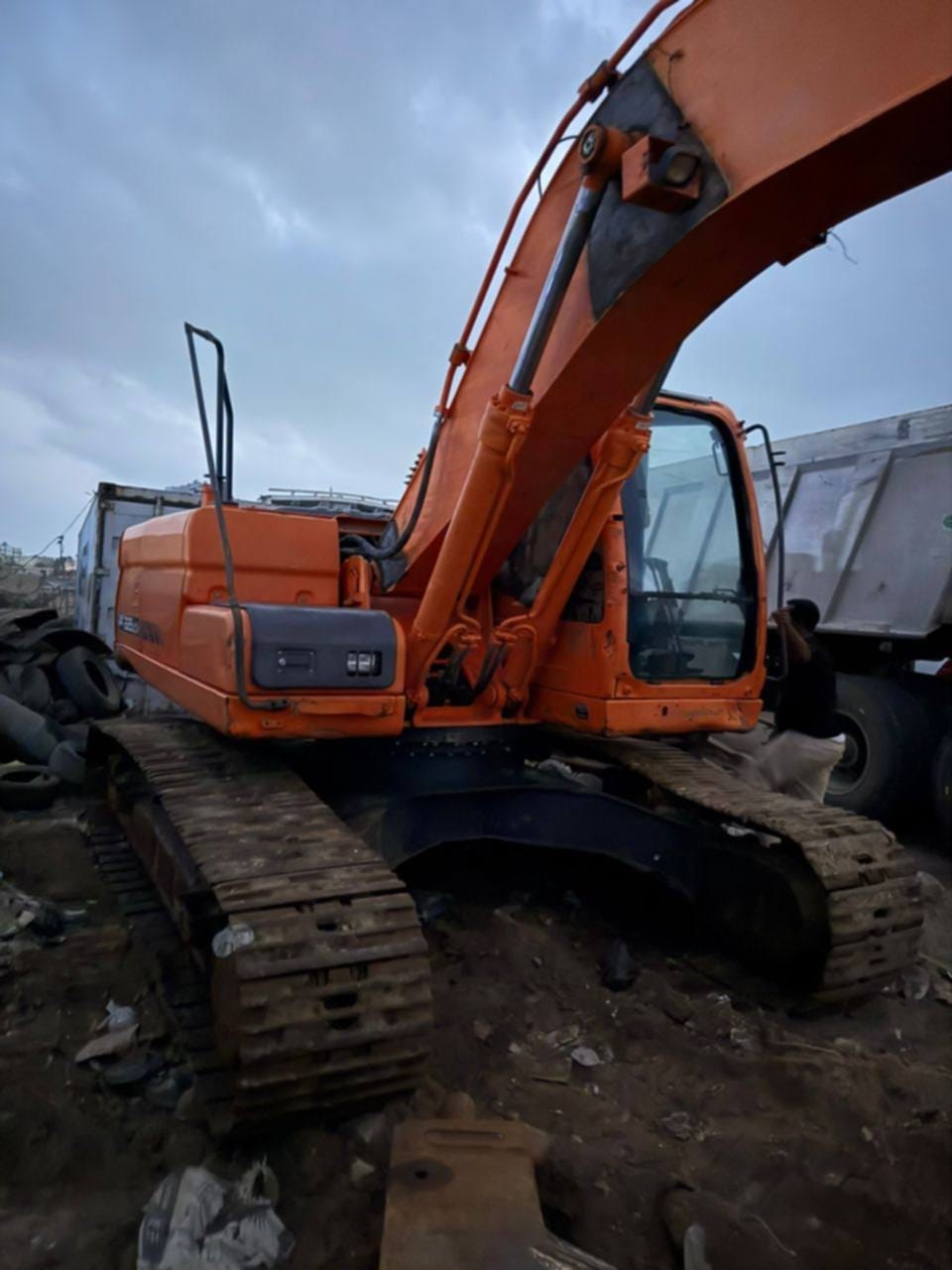 حفار دوسان 2015