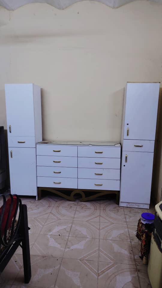 غرفة نوم خشب مستورد