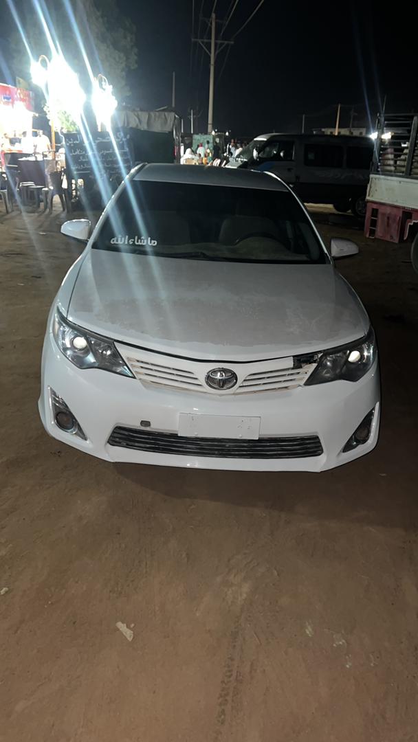 ⚜️ الفــارس للسيارات ⚜️ """"""""""""""""""""""""""""""""""" . للبيع بإذن الله في شرق النيل . كامري موديل 2015 . القير اوتماتيك . ماشه 197 . بوهيه صدامات فقط . تكيف شغال عايز غاز فقط  . تقفل تفتح فل . ترخيص خ 5 . مكنه جربوكس فل . قوائم عتب فل . محركات أساس