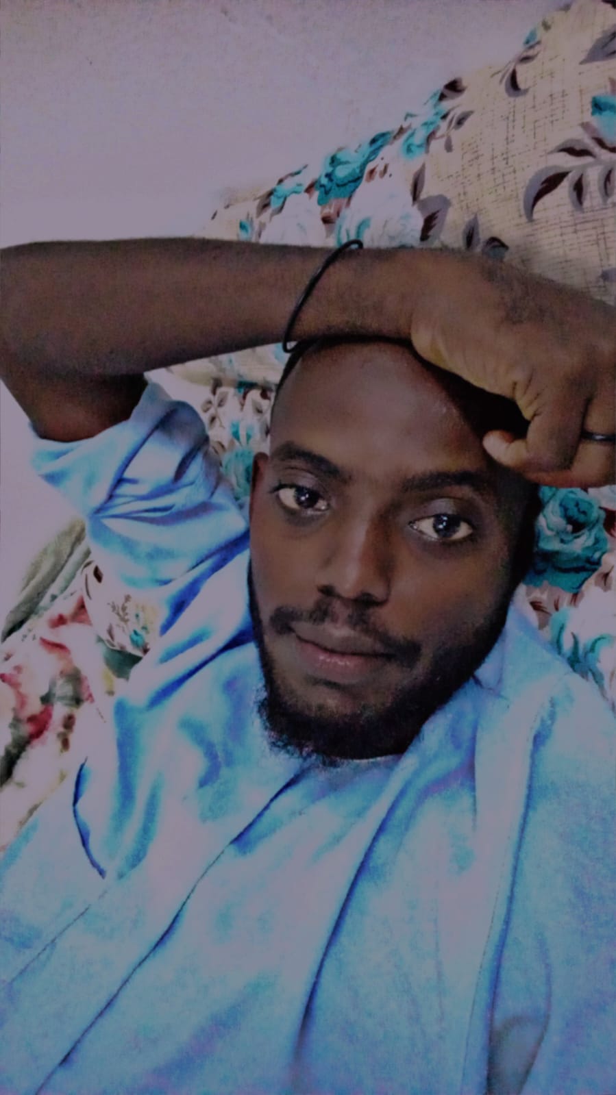 بيع قطع أرض