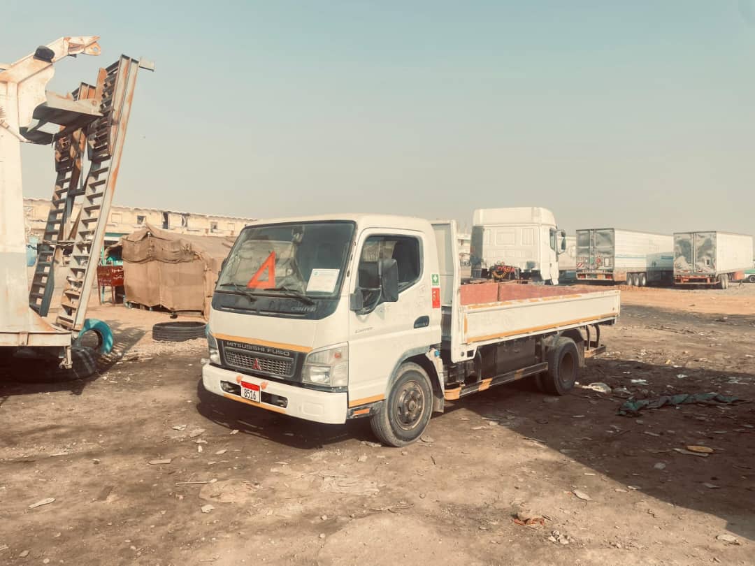 دفار ميتسوبيشي كانتر